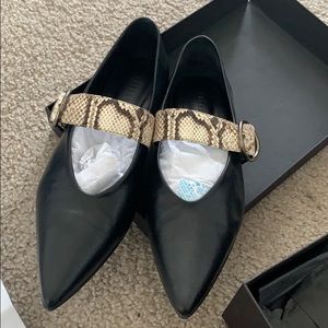 Freda Salvador flats size 9